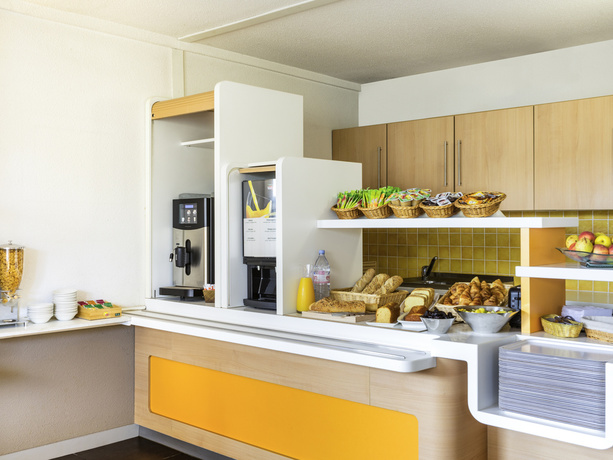Imagen de los interiores del Hotel Ibis Budget Auch. Foto 7