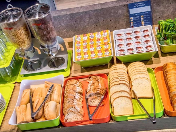 Imagen del bar/restaurante del Hotel Ibis Budget Avignon Centre. Foto 7