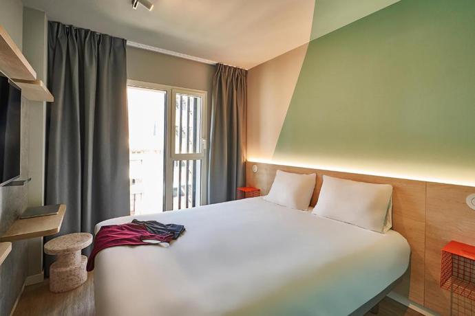 Imagen de la habitación del Hotel Ibis Budget Barcelona Center. Foto 4