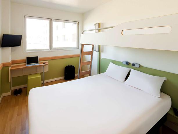 Imagen de la habitación del Hotel Ibis Budget Barcelona Viladecans. Foto 5