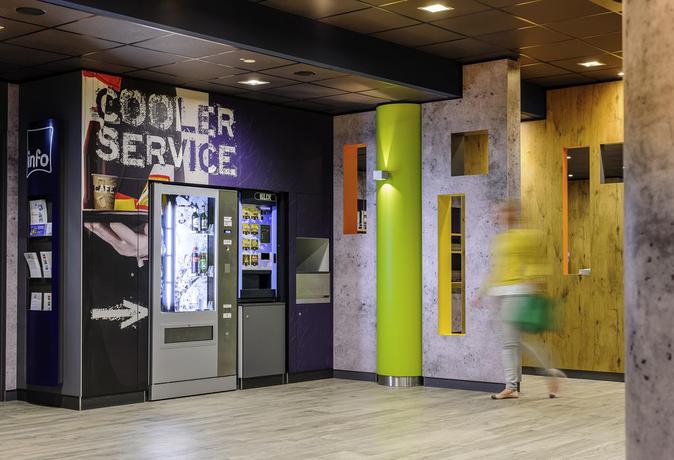 Imagen de los interiores del Hotel Ibis Budget Basel City. Foto 8