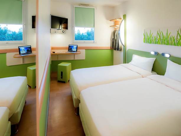 Imagen de la habitación del Hotel Ibis Budget Bayeux. Foto 10