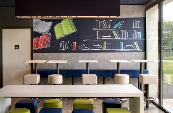 Imagen del bar/restaurante del Hotel Ibis Budget Bergerac. Foto 3