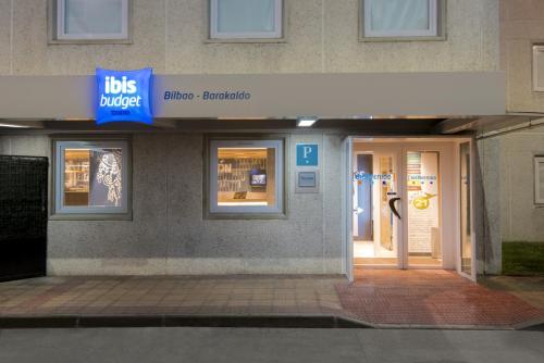 Imagen de los exteriores del Hotel Ibis Budget Bilbao Barakaldo. Foto 8