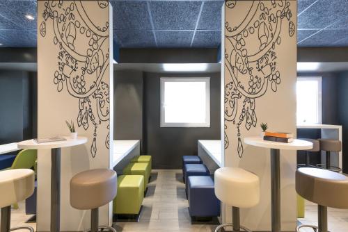 Imagen de los interiores del Hotel Ibis Budget Bilbao Barakaldo. Foto 9