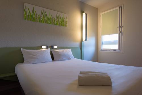 Imagen de la habitación del Hotel Ibis Budget Bollène. Foto 8