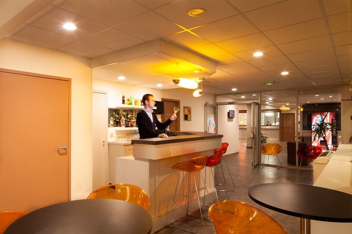 Imagen del bar/restaurante del Hotel Ibis Budget Bourgoin Jallieu Centre. Foto 4