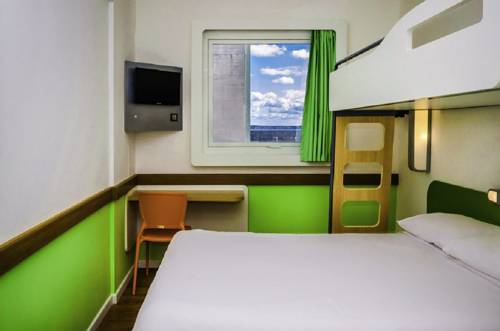 Imagen de la habitación del Hotel Ibis Budget Brignoles Provence. Foto 16