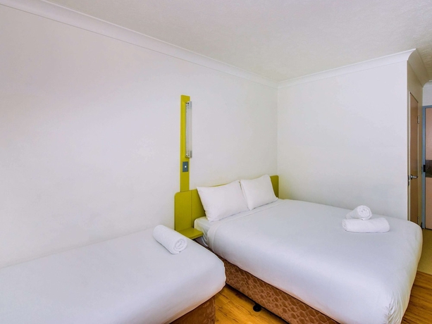 Imagen de la habitación del Hotel Ibis Budget Brisbane Airport. Foto 8