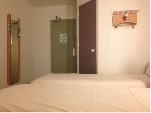 Imagen de la habitación del Hotel Ibis Budget Caen Centre Gare. Foto 14