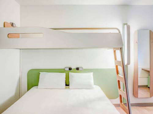 Imagen de la habitación del Hotel Ibis Budget Caen Memorial. Foto 3