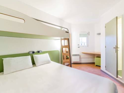 Imagen de la habitación del Hotel Ibis Budget Caen Memorial. Foto 4