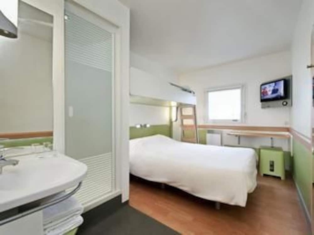 Imagen de la habitación del Hotel Ibis Budget Cannes Centre Ville. Foto 15