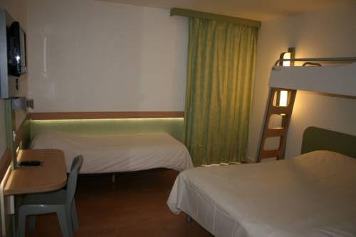 Imagen de la habitación del Hotel Ibis Budget Cannes Mougins. Foto 11