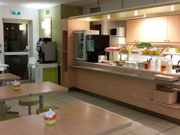 Imagen del bar/restaurante del Hotel Ibis Budget Carcassonne Aéroport. Foto 9