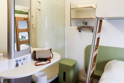 Imagen de la habitación del Hotel Ibis Budget Castelnaudary. Foto 14