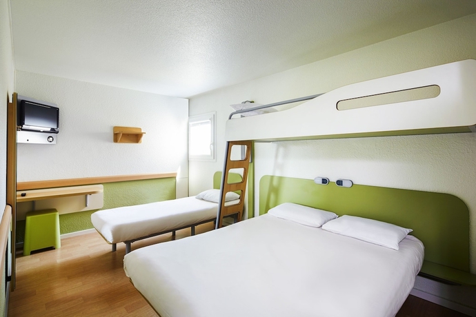 Imagen de la habitación del Hotel Ibis Budget Cavaillon. Foto 7