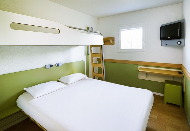 Imagen de la habitación del Hotel Ibis Budget Cavaillon. Foto 11