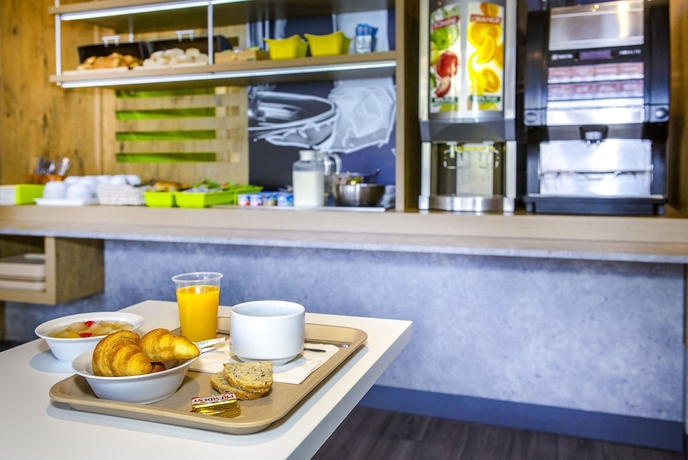 Imagen del bar/restaurante del Hotel Ibis Budget Cavaillon. Foto 2