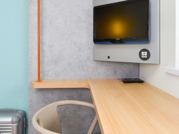 Imagen de la habitación del Hotel Ibis Budget Charleroi Airport. Foto 13