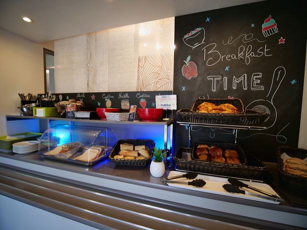 Imagen del bar/restaurante del Hotel Ibis Budget Chartres. Foto 9