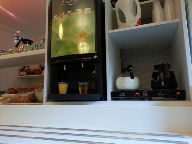 Imagen de los interiores del Hotel Ibis Budget Chateaudun. Foto 15