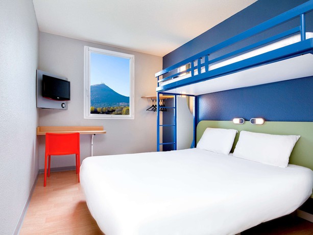 Imagen de la habitación del Hotel Ibis Budget Clermont-ferrand Nord Riom. Foto 11