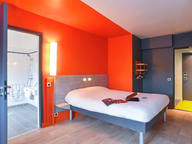 Imagen de la habitación del Hotel Ibis Budget Coutances. Foto 13