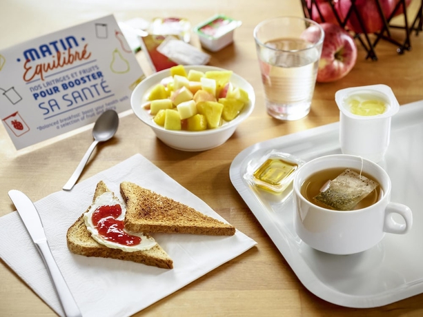 Imagen del bar/restaurante del Hotel Ibis Budget Dieppe Centre Port. Foto 9