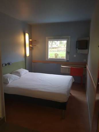 Imagen de la habitación del Hotel Ibis Budget Dole. Foto 3