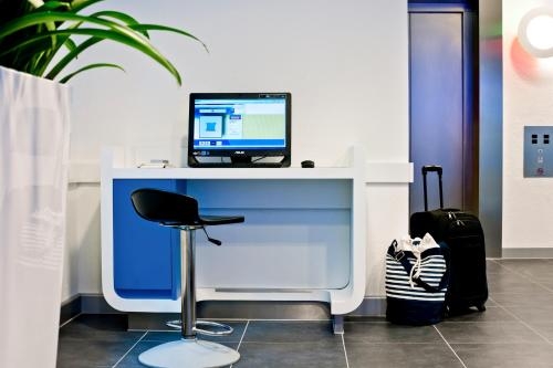 Imagen general del Hotel Ibis Budget Duisburg City Am Innenhafen. Foto 6