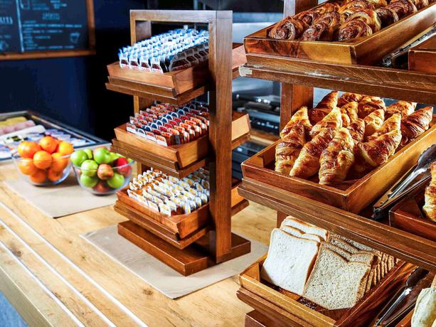 Imagen del bar/restaurante del Hotel Ibis Budget Edinburgh Park. Foto 5