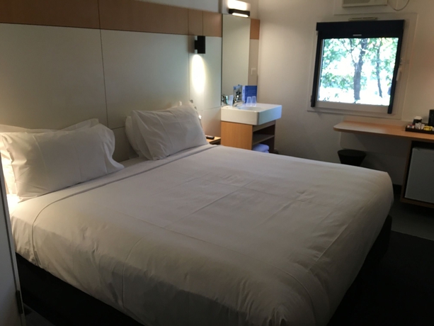 Imagen de la habitación del Hotel Ibis Budget Enfield. Foto 12