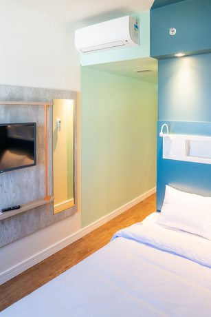 Imagen de la habitación del Hotel Ibis Budget Farroupilha. Foto 15