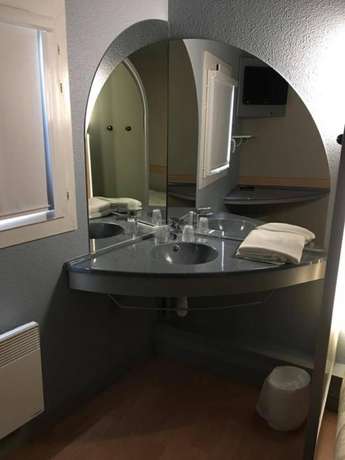 Imagen de la habitación del Hotel Ibis Budget Fécamp. Foto 16