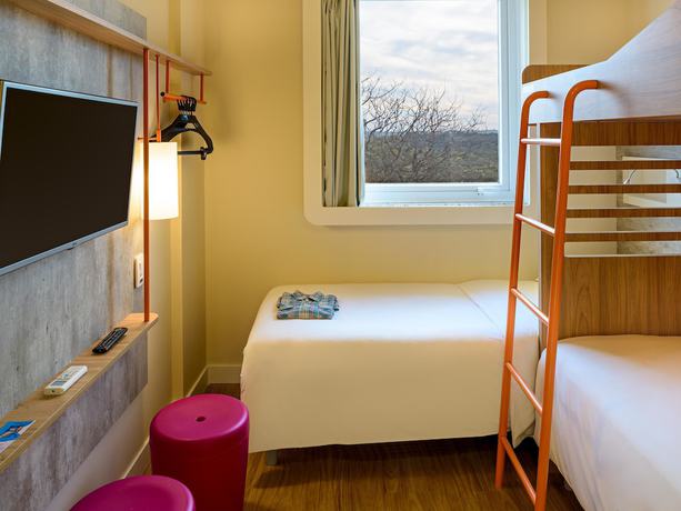 Imagen de la habitación del Hotel Ibis Budget Foz Do Iguacu. Foto 7