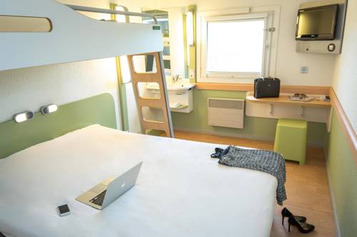 Imagen de la habitación del Hotel Ibis Budget Fréjus Saint-raphaël Capitou A8. Foto 8