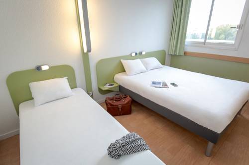 Imagen de la habitación del Hotel Ibis Budget Fréjus Saint-raphaël Centre Et Plage. Foto 7