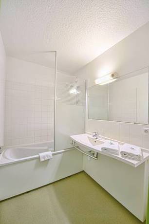 Imagen de la habitación del Hotel Ibis Budget Fréjus Saint-raphaël Centre Et Plage. Foto 10