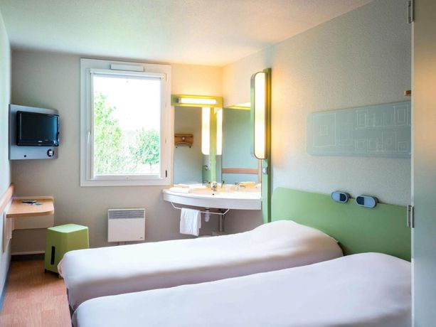 Imagen de los exteriores del Hotel Ibis Budget Granville. Foto 9
