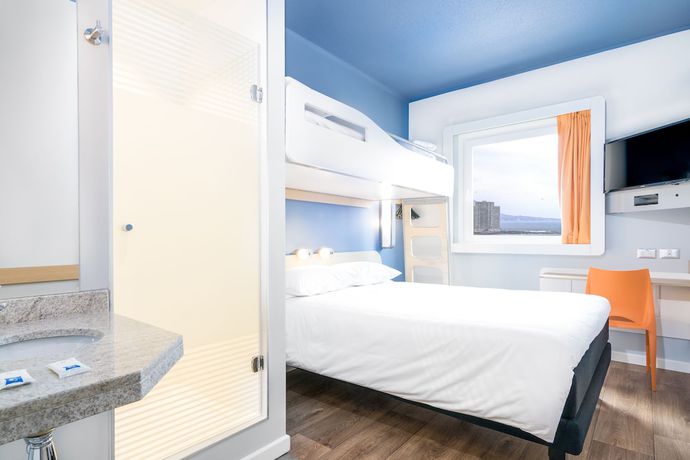 Imagen de la habitación del Hotel Ibis Budget Iquique. Foto 14