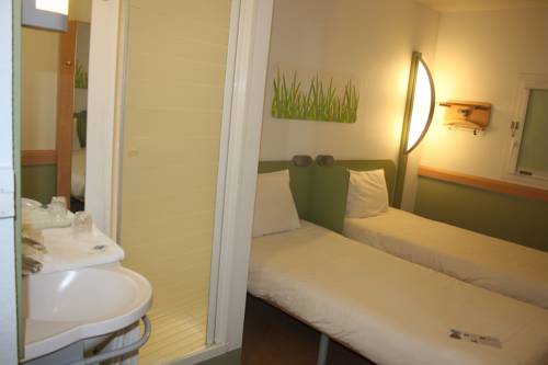 Imagen de la habitación del Hotel Ibis Budget Issoire. Foto 7