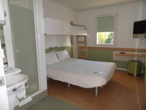 Imagen de la habitación del Hotel Ibis Budget Issoire. Foto 11