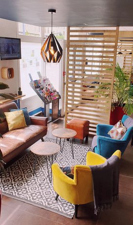 Imagen de los interiores del Hotel Ibis Budget Issy Les Moulineaux Paris Ouest. Foto 11