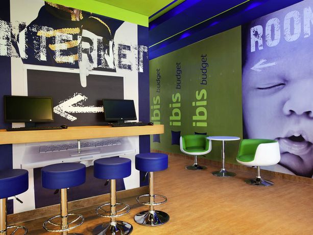 Imagen de los interiores del Hotel Ibis Budget Jakarta Daan Mogot - Chse Certified. Foto 16