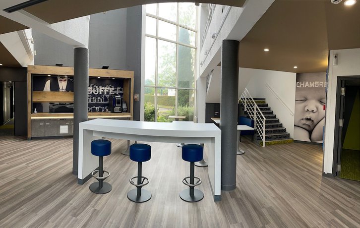 Imagen de los interiores del Hotel Ibis Budget Le Mans Universite. Foto 10