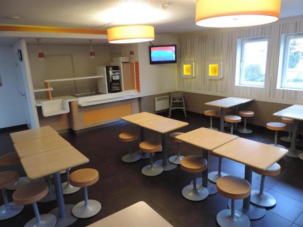 Imagen de los interiores del Hotel Ibis Budget Lille Wasquehal. Foto 9