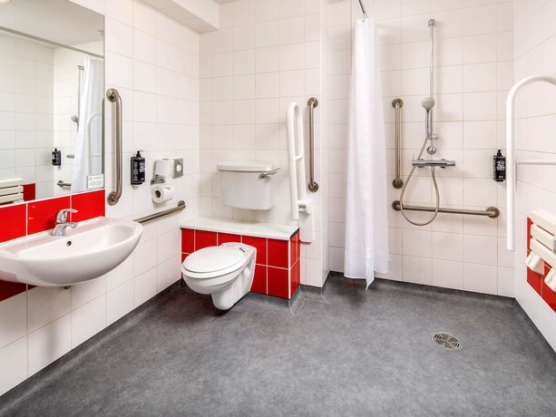 Imagen de la habitación del Hotel Ibis Budget London Heathrow Terminal 5. Foto 20