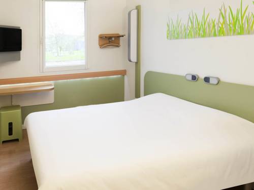 Imagen de la habitación del Hotel Ibis Budget Lons-le-saunier. Foto 6