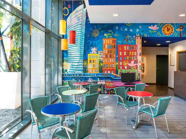 Imagen del bar/restaurante del Hotel Ibis Budget Lyon Centre - Gare Part-dieu. Foto 3